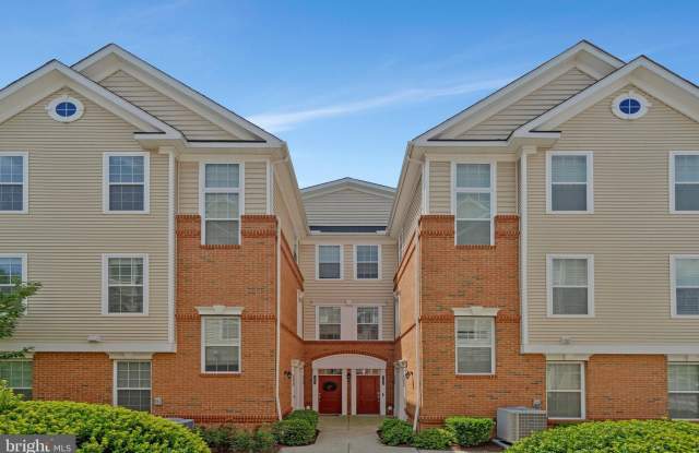 23286 SOUTHDOWN MANOR TERRACE photos photos