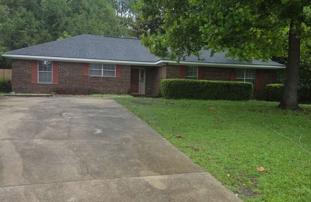 Beautiful very spacious 4 Bed/2 Bath photos photos