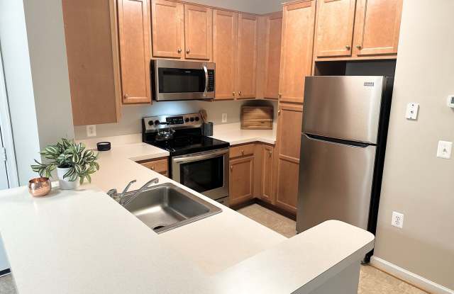 Senior Housing - Evergreens at Smith Run Gallery 2