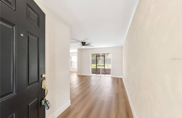 1920 COMMANDER Way Gallery 4