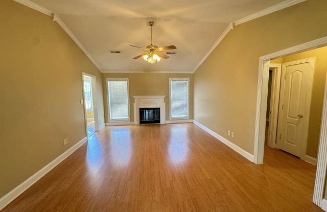 12826 Dickens Lane Gallery 2