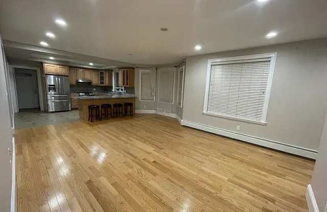 22 Trevalley Rd. Gallery 2