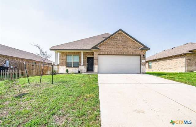 303 Danielle Drive - 303 Danielle Drive, Killeen, TX 76542