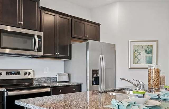3 Bedroom Townhome in Mebane Gallery 2