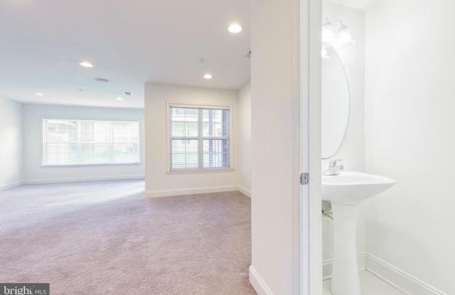 Stunning 3bd 2.5bth Garage Townhome in Owings Mills Gallery 4