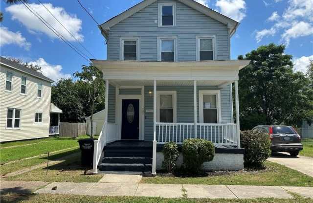 1421 Richmond Avenue photos photos