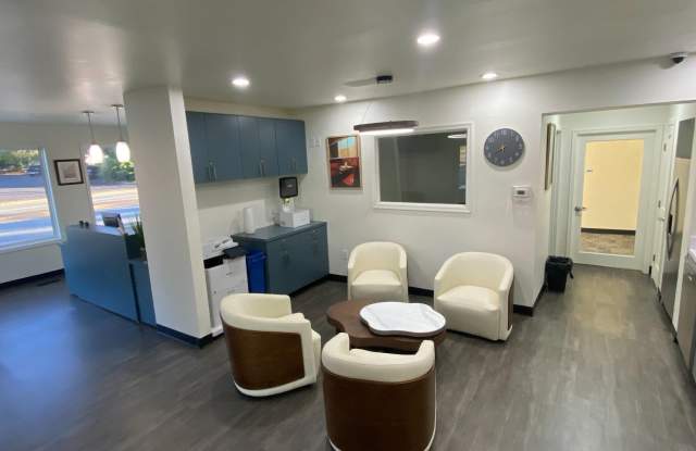 2706 KIRKWOOD Highway Gallery 2