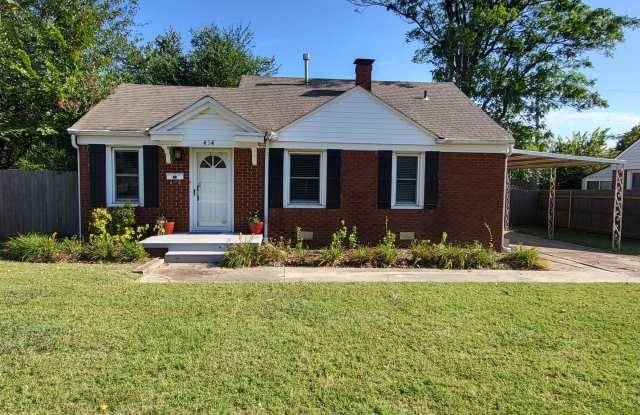 Remodeled 2 bedroom, 1 bathroom house in Capitol View neighborhood Edmond, OK with washer and dryer provided photos photos
