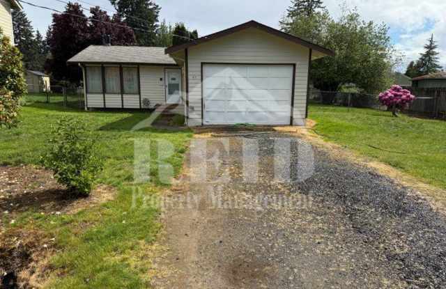 Tracyton Home! 2 Bedrooms with Large Fenced Yard photos photos Tracyton Home! 2 Bedrooms with Large Fenced Yard photos photos