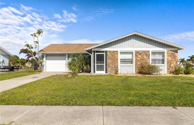 13288 FOWLER AVENUE photos photos