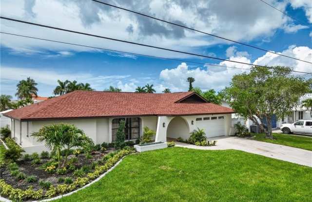 612 SW 51st Ter lot: 21 Gallery 2