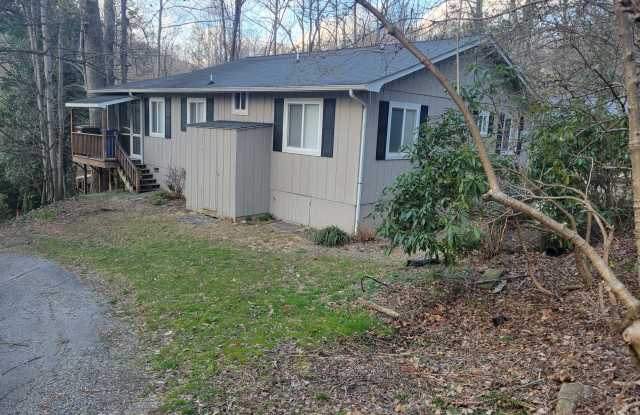 263 Hemlock Loop Gallery 2