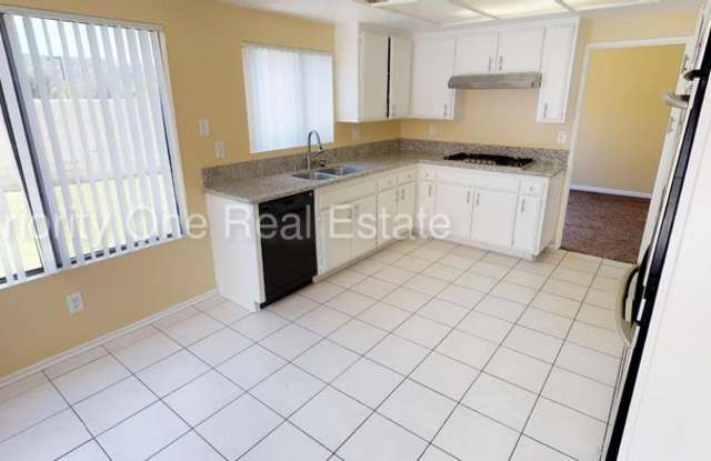 12341 Del Mar Oaks Gallery 3