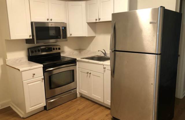 3 Bedroom 2 bathroom townhouse for rent today! photos photos