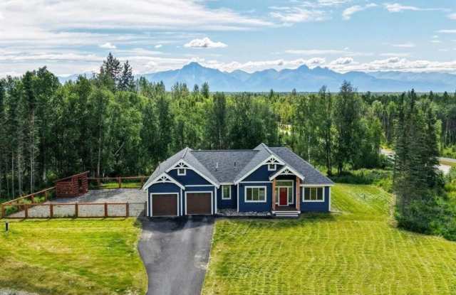 Modern Mountain Living at the Base of Hatcher Pass Gallery 1