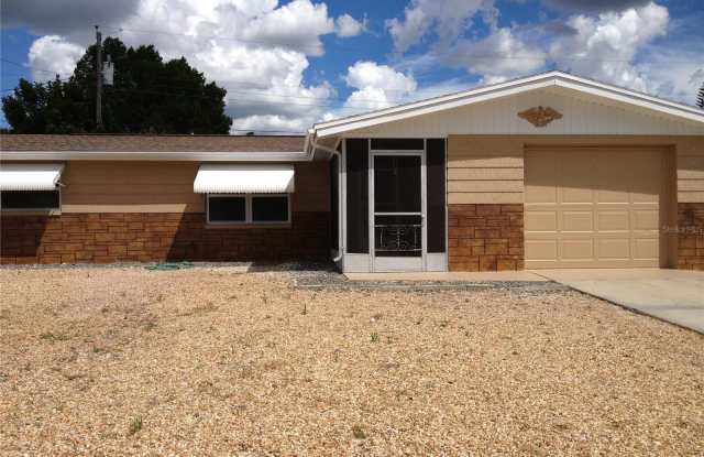 1050 CLAIRBORNE STREET photos photos