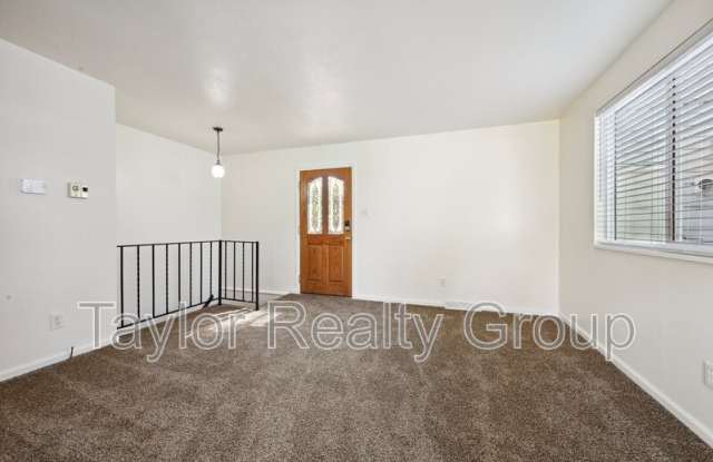3685 West 90th Place - 1 Gallery 3