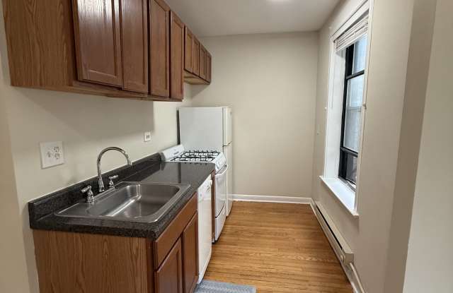 917 West Waveland Avenue Gallery 2