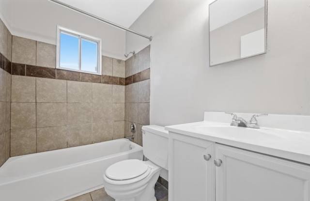 16 E. Rock Creek Manor Gallery 4