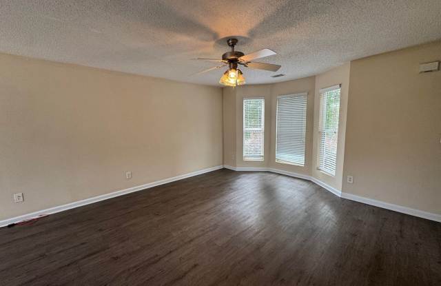 SAVE $1,087.50 UPFRONT WHEN YOU SIGN A LEASE TODAY! BRIDGEWATER HOME! PRE-LEASING FOR AUGUST 1 2027! Gallery 4