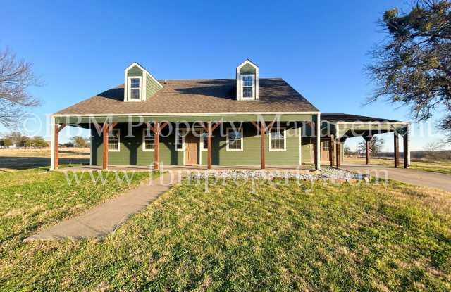 1170 Lumkins Rd - Beautiful 3 Bedroom, 2.5 Bathroom Home in Forreston, Tx! photos photos
