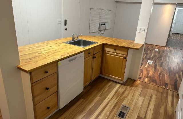 7082 S 1245 W Gallery 1