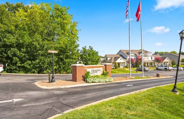 Furnished Townhome in the Rossview School District Gallery 3