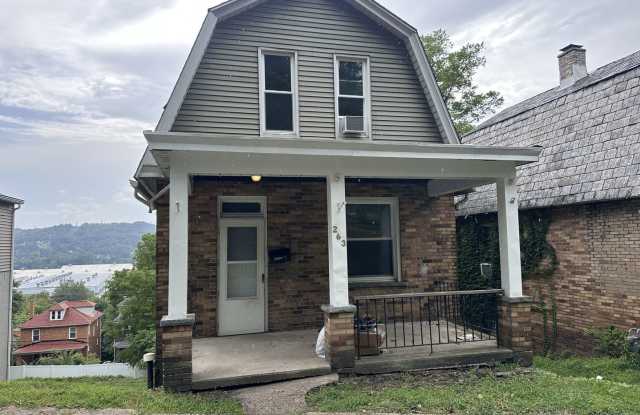 Charming 2-Bedroom Home in Ambridge – Convenient Location! Gallery 4