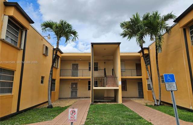 8990 SW 24th St photos photos