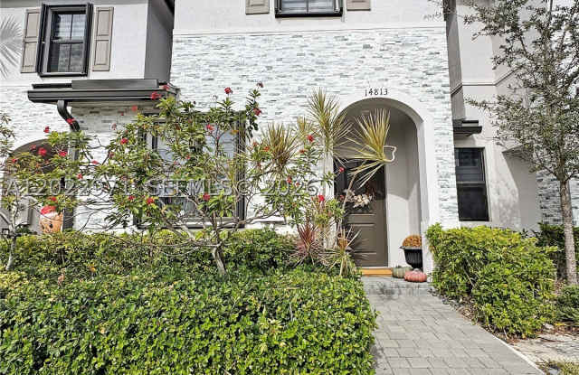 14813 SW 183rd Ter photos photos