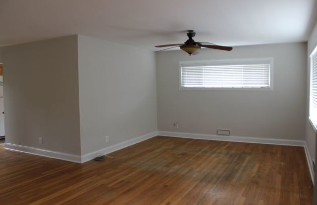 Charming 3BD/2BA Home in Kings Ridge, MD! Gallery 3