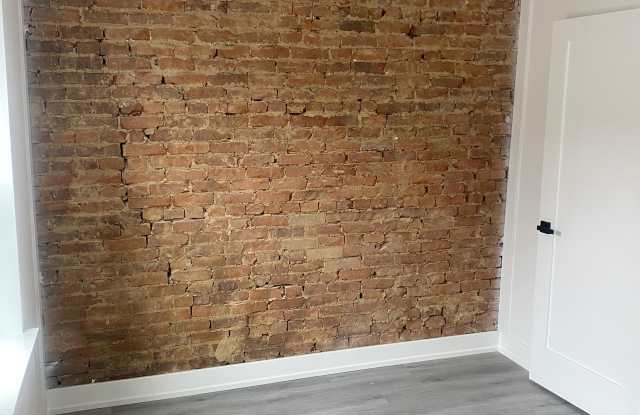 3810 N Percy St Gallery 3