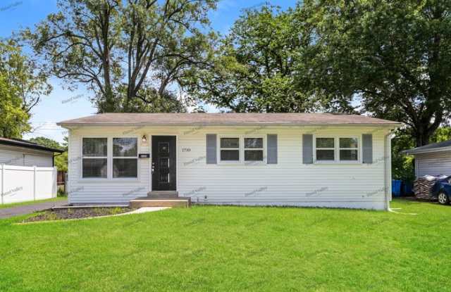 1730 Mark Twain Drive - 1730 Mark Twain Drive, Florissant, MO 63031
