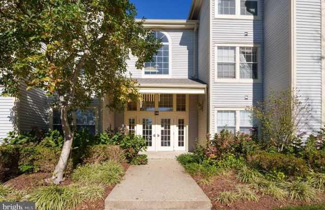 110 LOWELL COURT Gallery 3