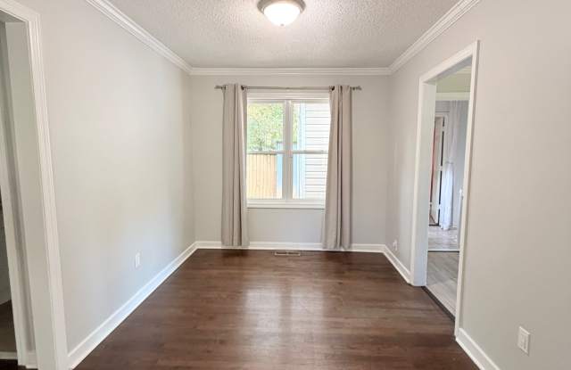 3934 Grace Avenue Gallery 3