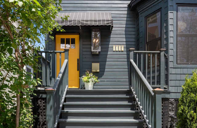 1712 West Henderson Street Gallery 2