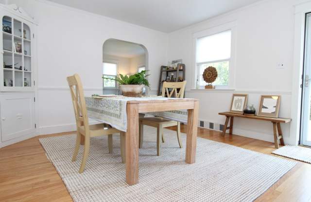 Beautiful Furnished 2-Bedroom Home with 2-Car Garage photos photos