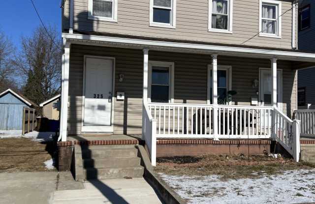 323-325 Broad Street - 325 photos photos