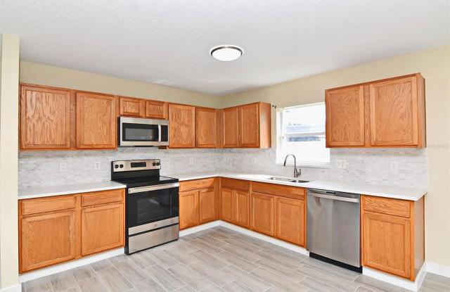 3289 AMBERLEY PARK CIRCLE Gallery 4