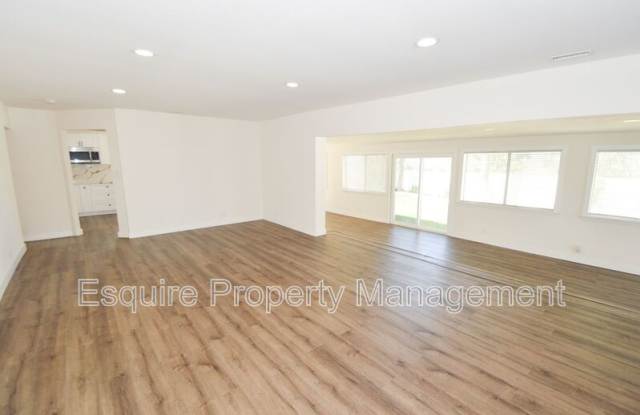10779 CITRUS DR Gallery 4