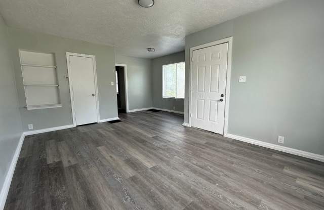 1 Bedroom, 1 Bathroom Duplex Apartment Gallery 4