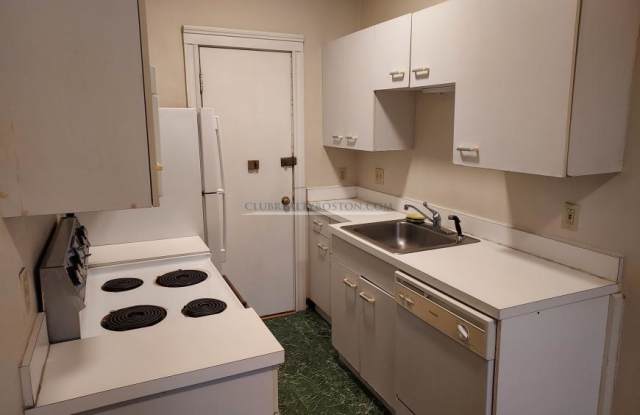 4 Ransom - 4 Ransom Road, Boston, MA 02135 4 Ransom - 4 Ransom Road, Boston, MA 02135