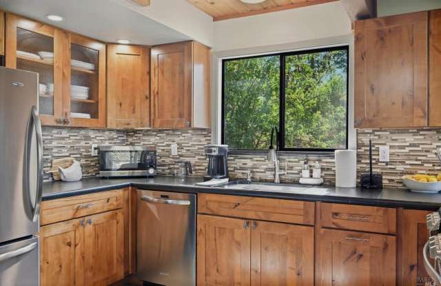 4405 Lake County Highway Gallery 3