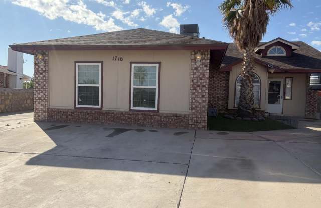 1716 AQUILLA JANE Court photos photos