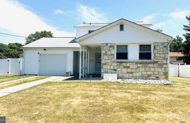 237 5th Avenue - 237 5th Avenue, Cherry Hill Mall, NJ 08002 237 5th Avenue - 237 5th Avenue, Cherry Hill Mall, NJ 08002