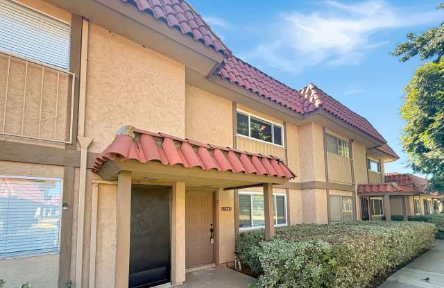 Great 2B/1BA Townhome in Escondido! photos photos