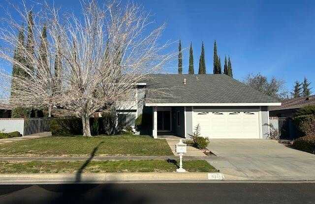 431 Fantasy Street photos photos