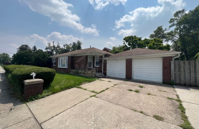 8150 Fisher Ave - 8150 Fisher Avenue, Warren, MI 48089