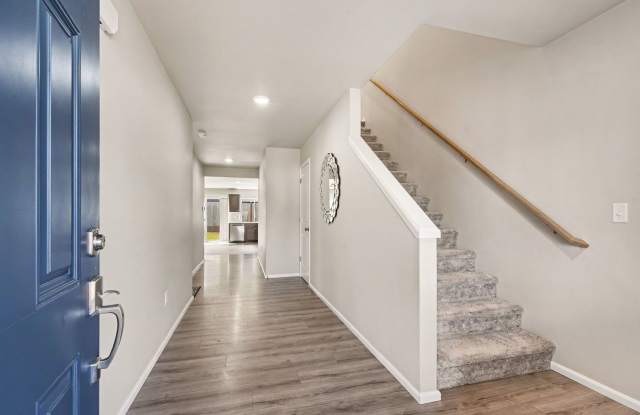 Spacious 5-Bedroom Home with Bonus Loft in Daisy Crossing! $3,000!! Gallery 3