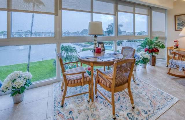 2728 GARDEN Drive N Gallery 3